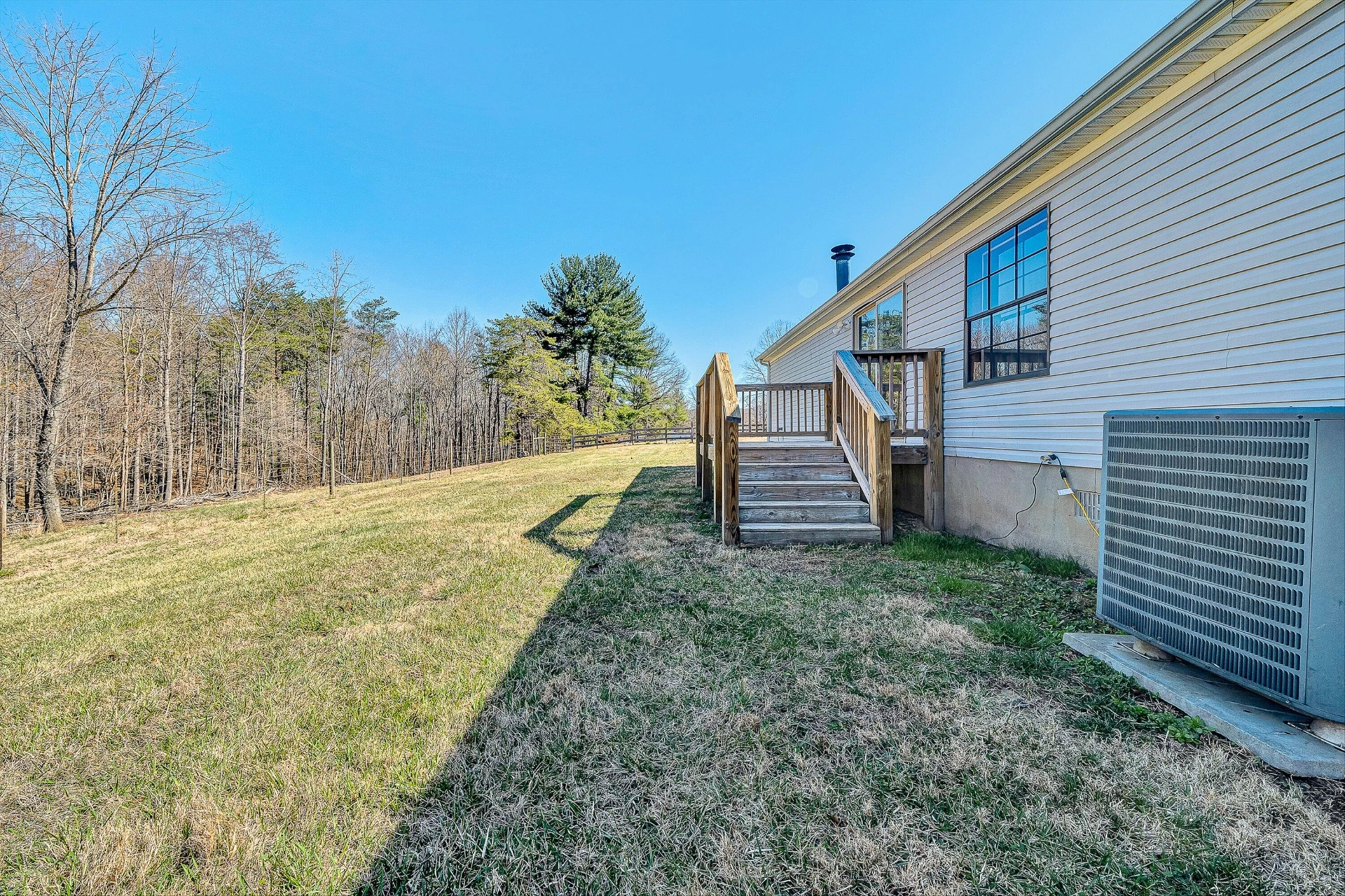 1155 Stonewall RD - Photo 27