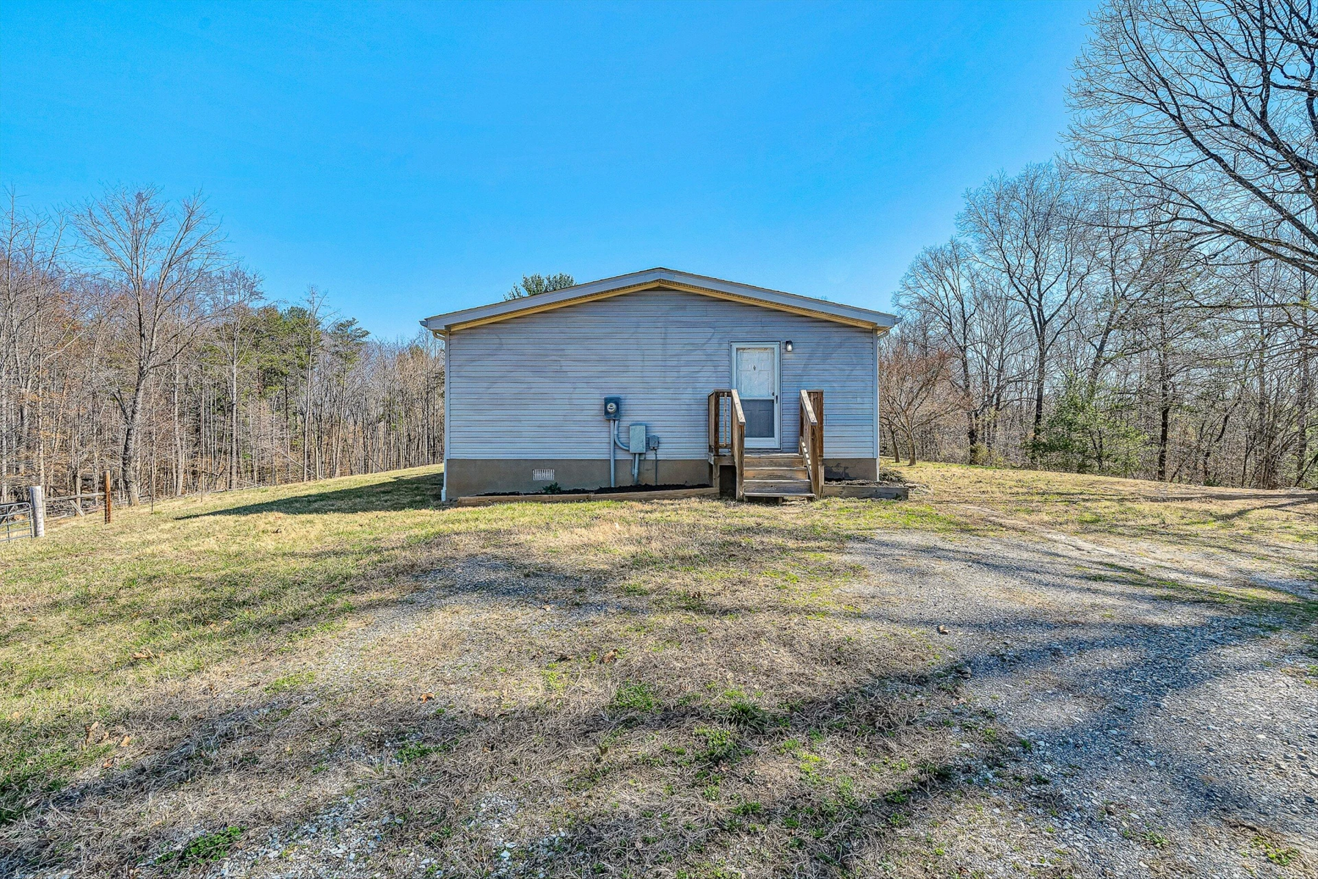 1155 Stonewall RD - Photo 38