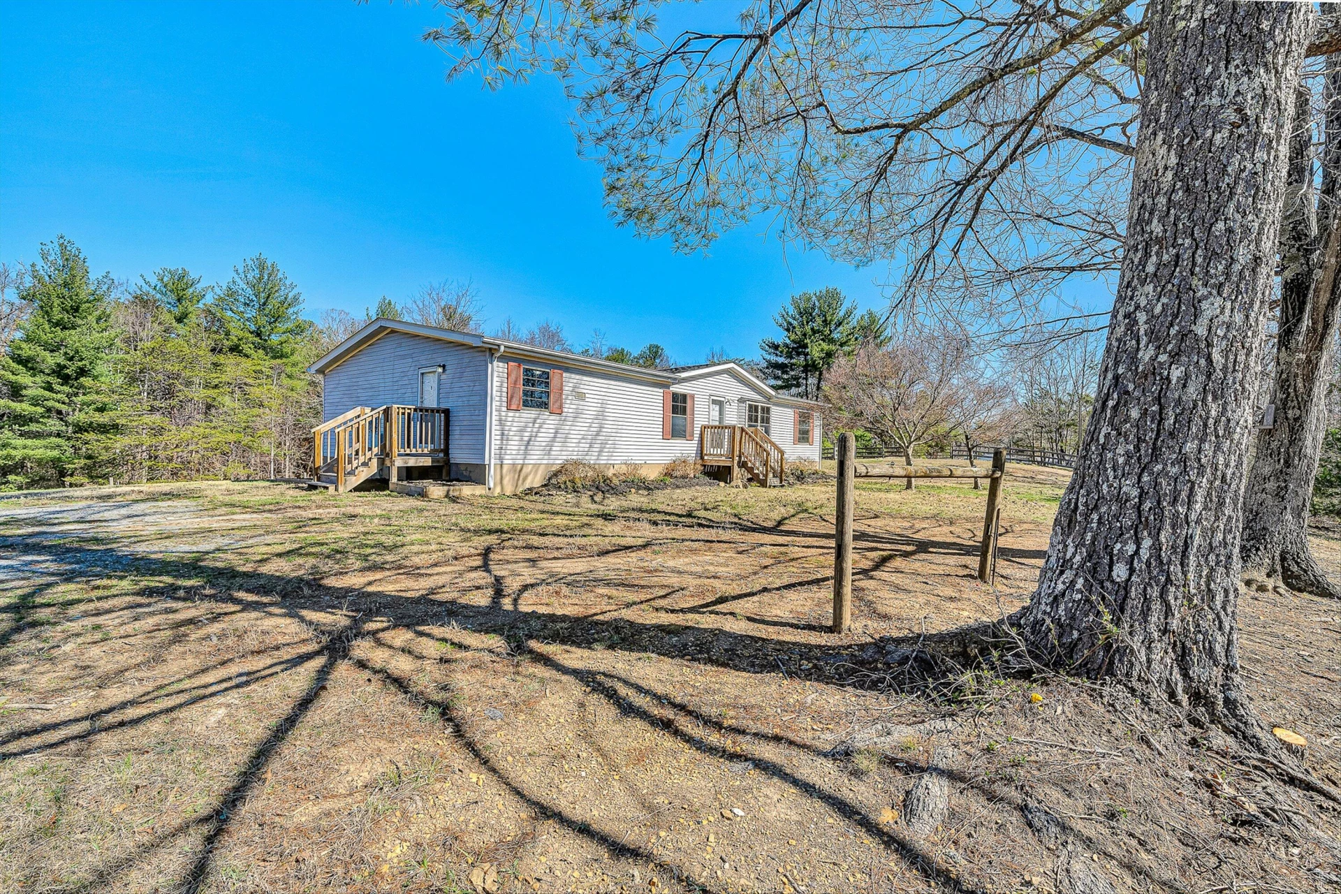 1155 Stonewall RD - Photo 39