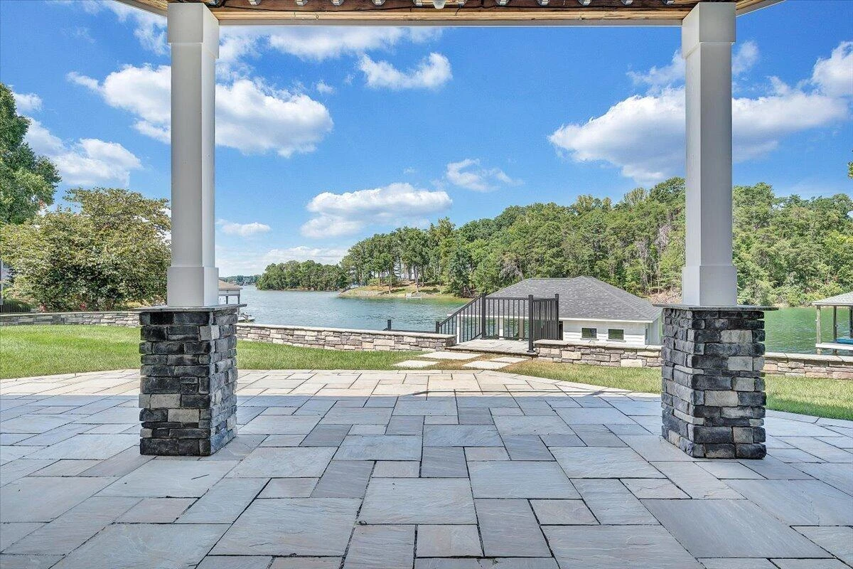 176 Three Point Isle DR - Photo 69