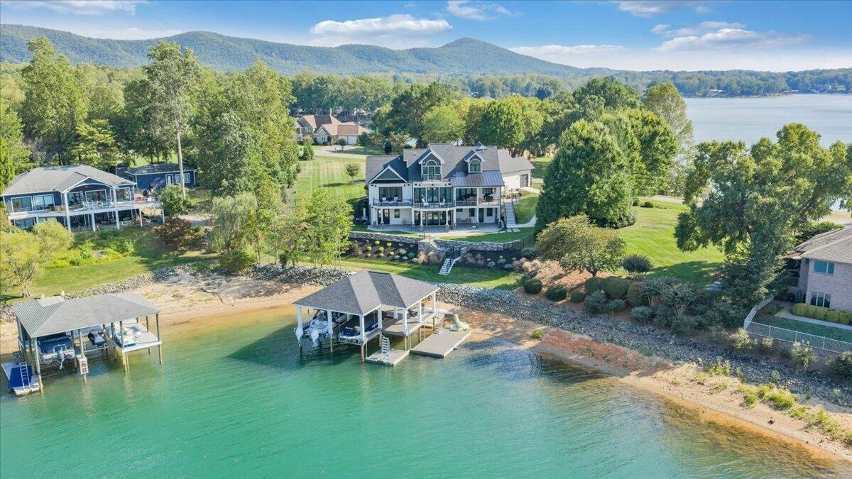 176 Three Point Isle DR - Photo 83