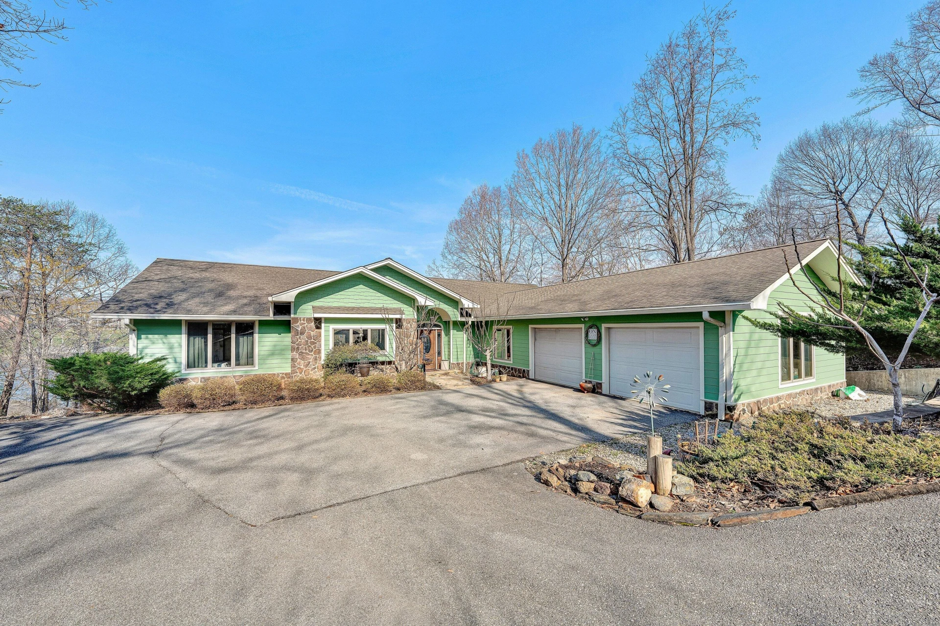 23 Waterpoint CT