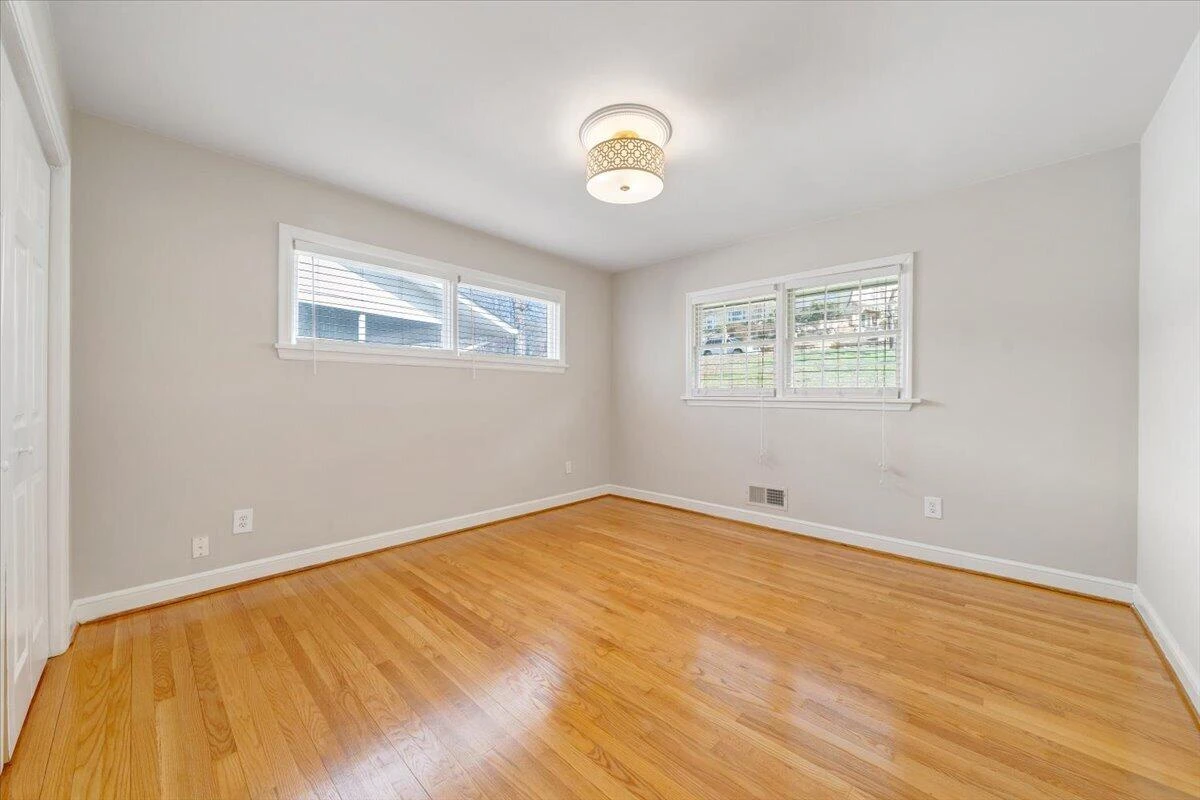 3119 Stoneridge RD SW - Photo 28