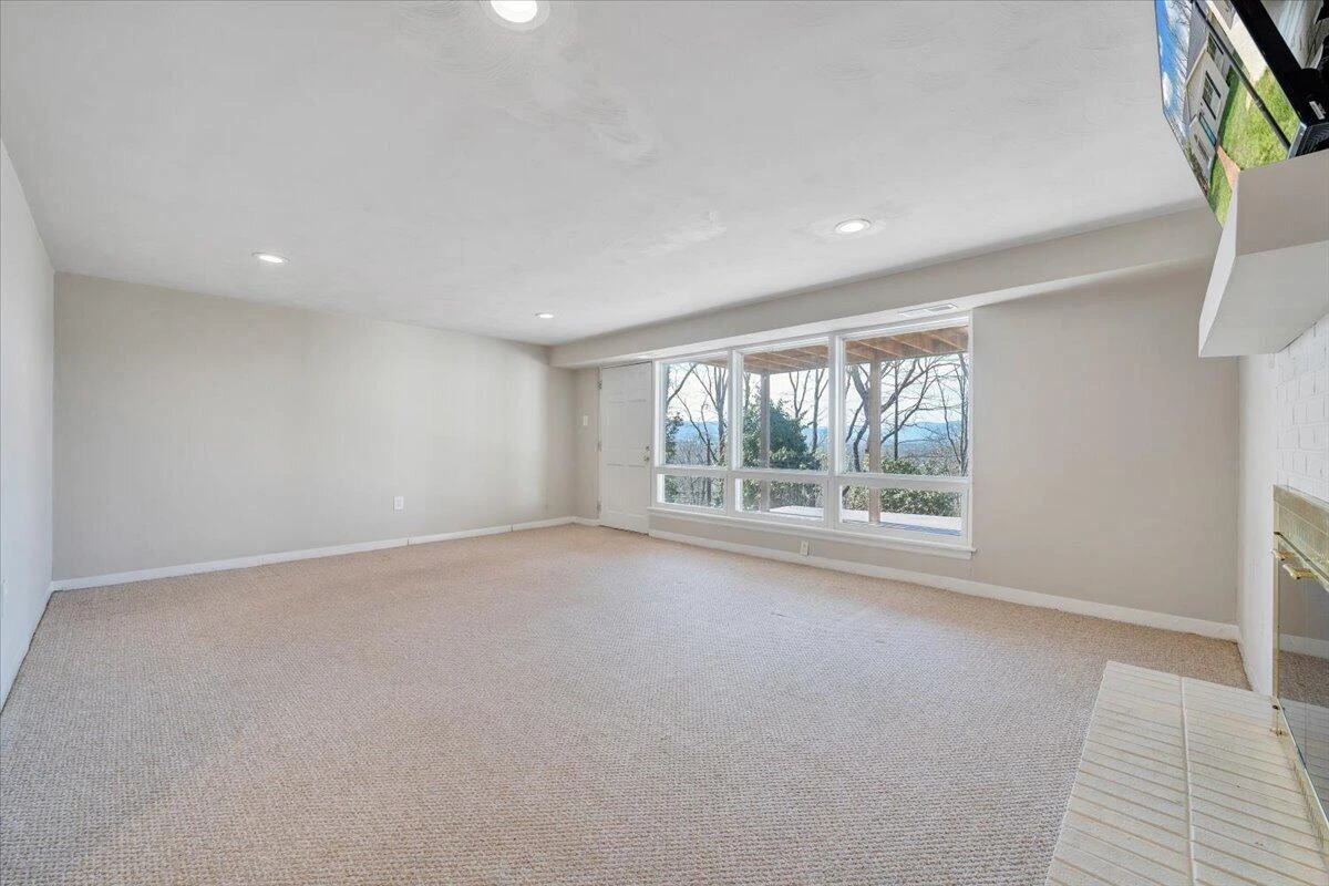 3119 Stoneridge RD SW - Photo 34