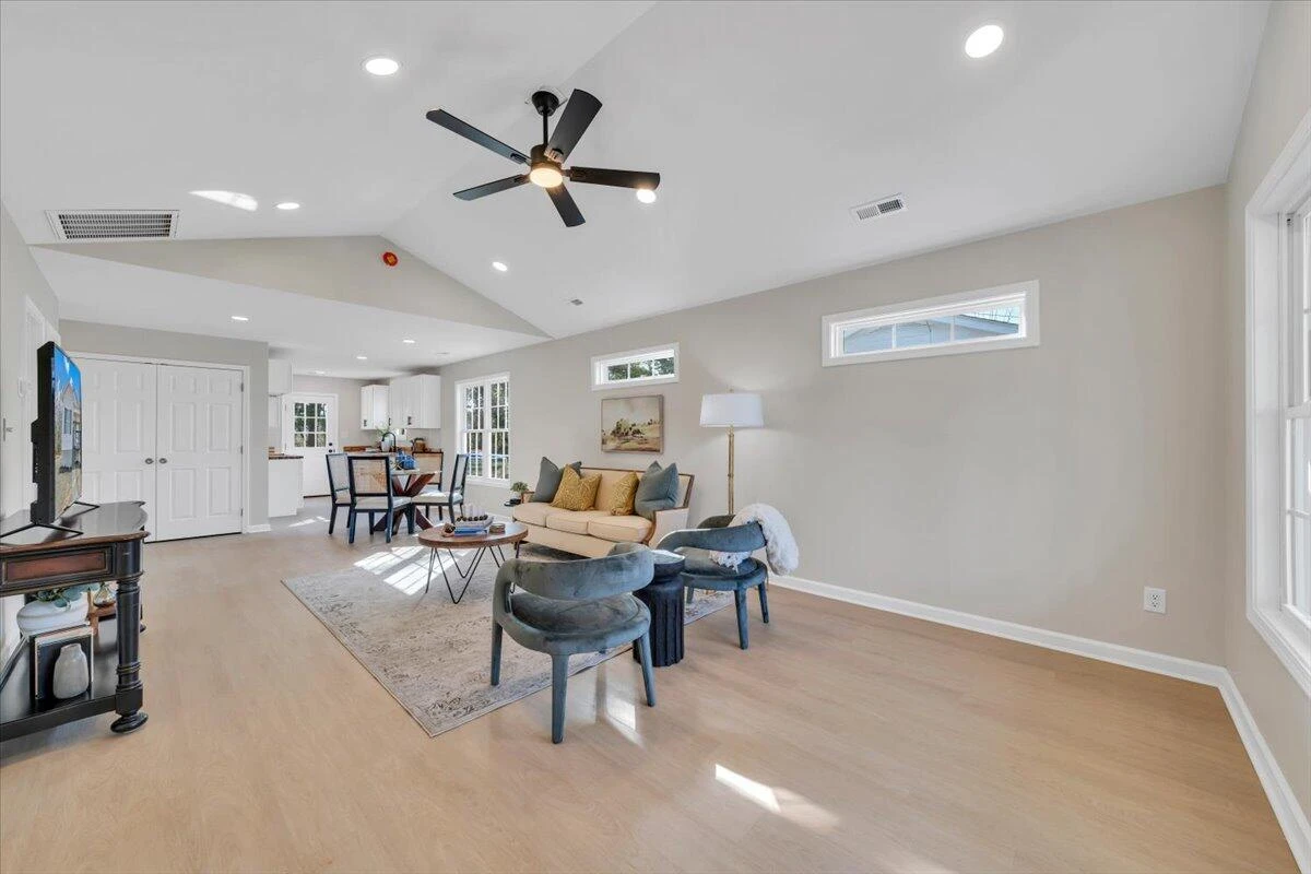 3708 Michigan AVE NW - Photo 14