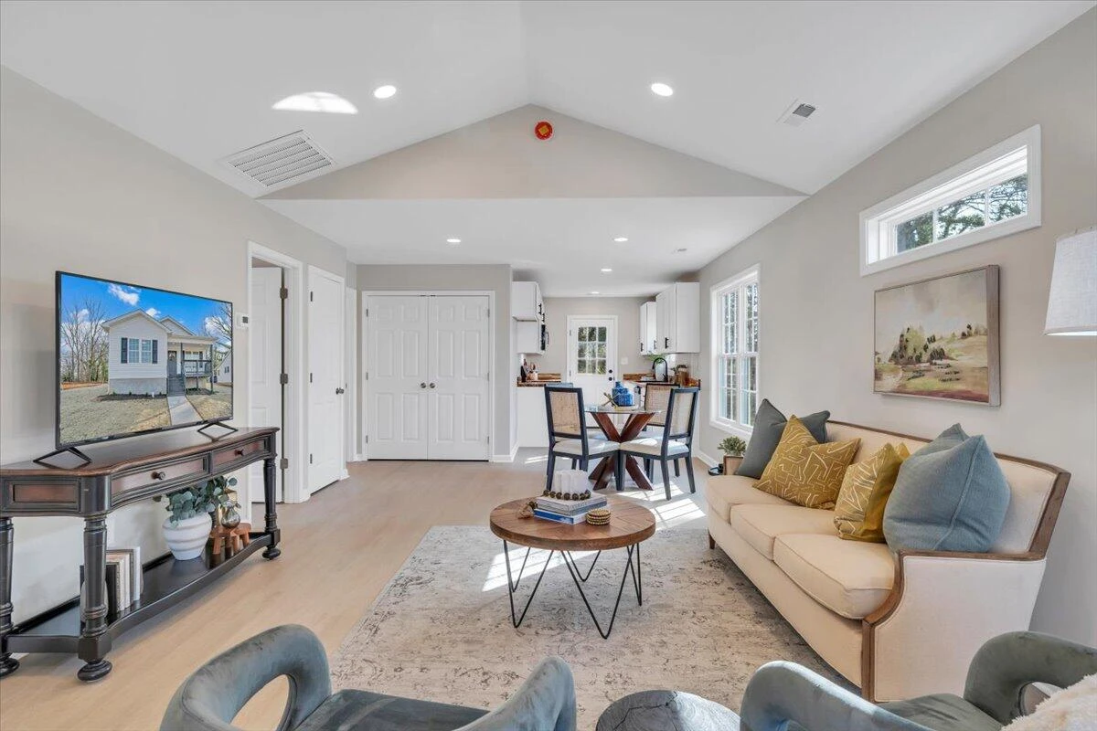 3708 Michigan AVE NW - Photo 18