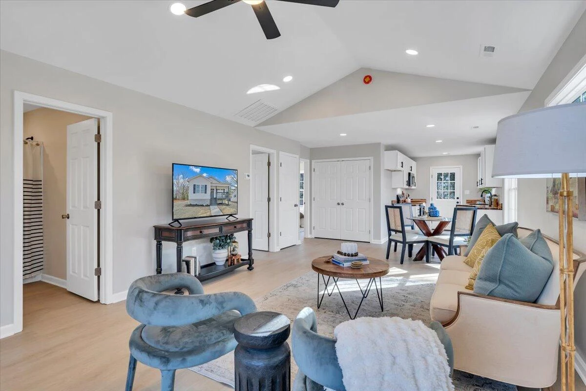 3708 Michigan AVE NW - Photo 19