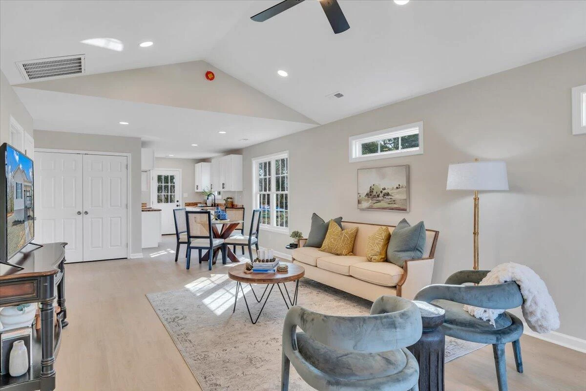 3708 Michigan AVE NW - Photo 20