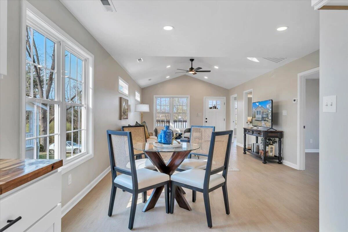 3708 Michigan AVE NW - Photo 37