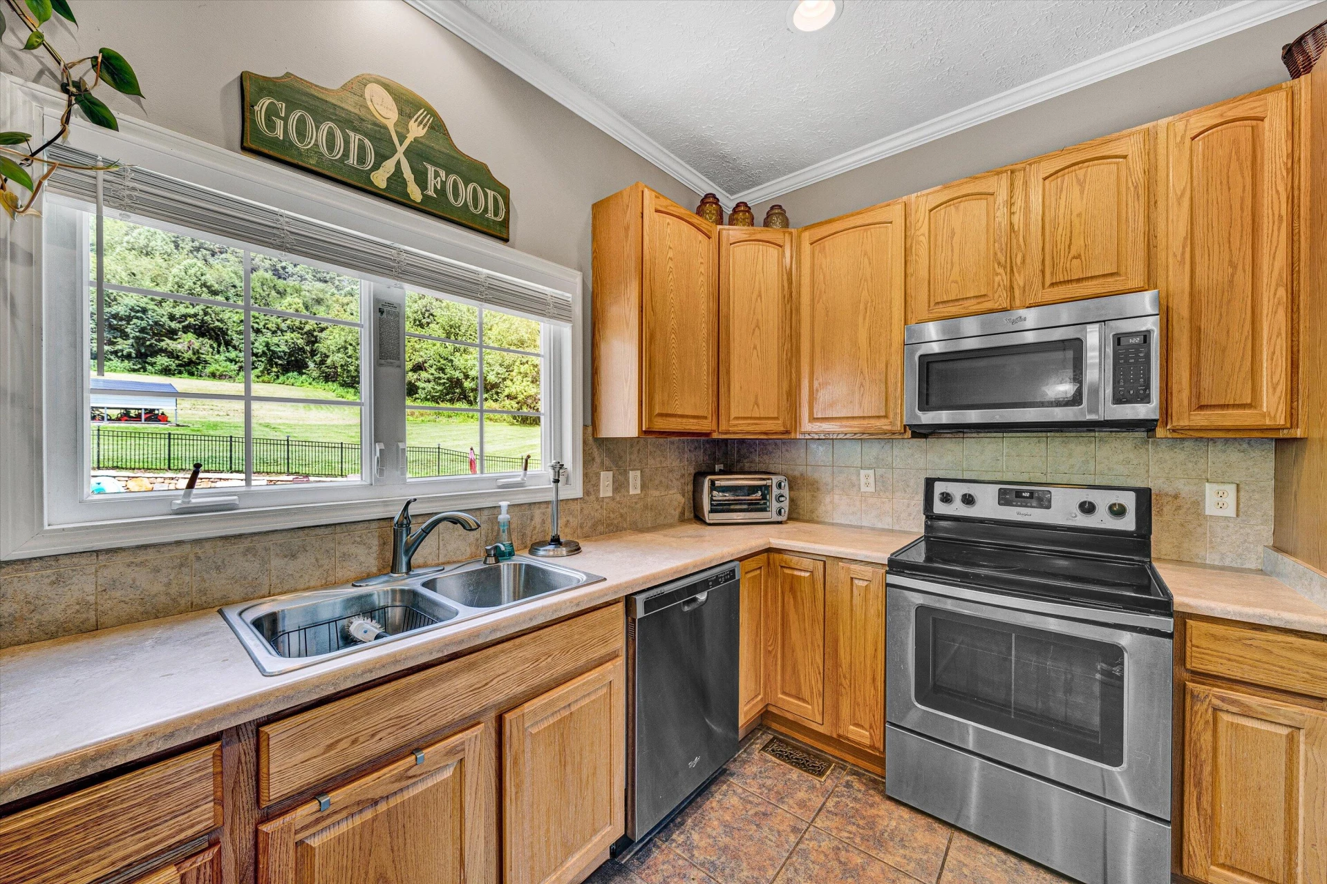 210 DAYTONA DR - Photo 19