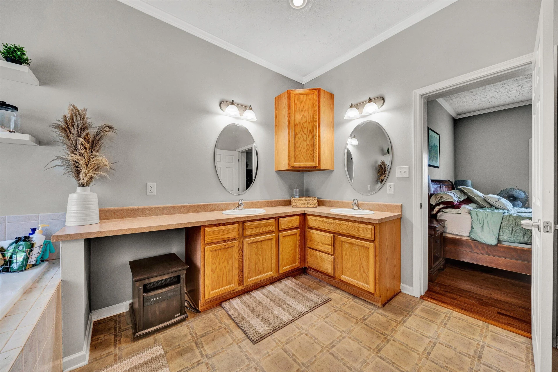 210 DAYTONA DR - Photo 24