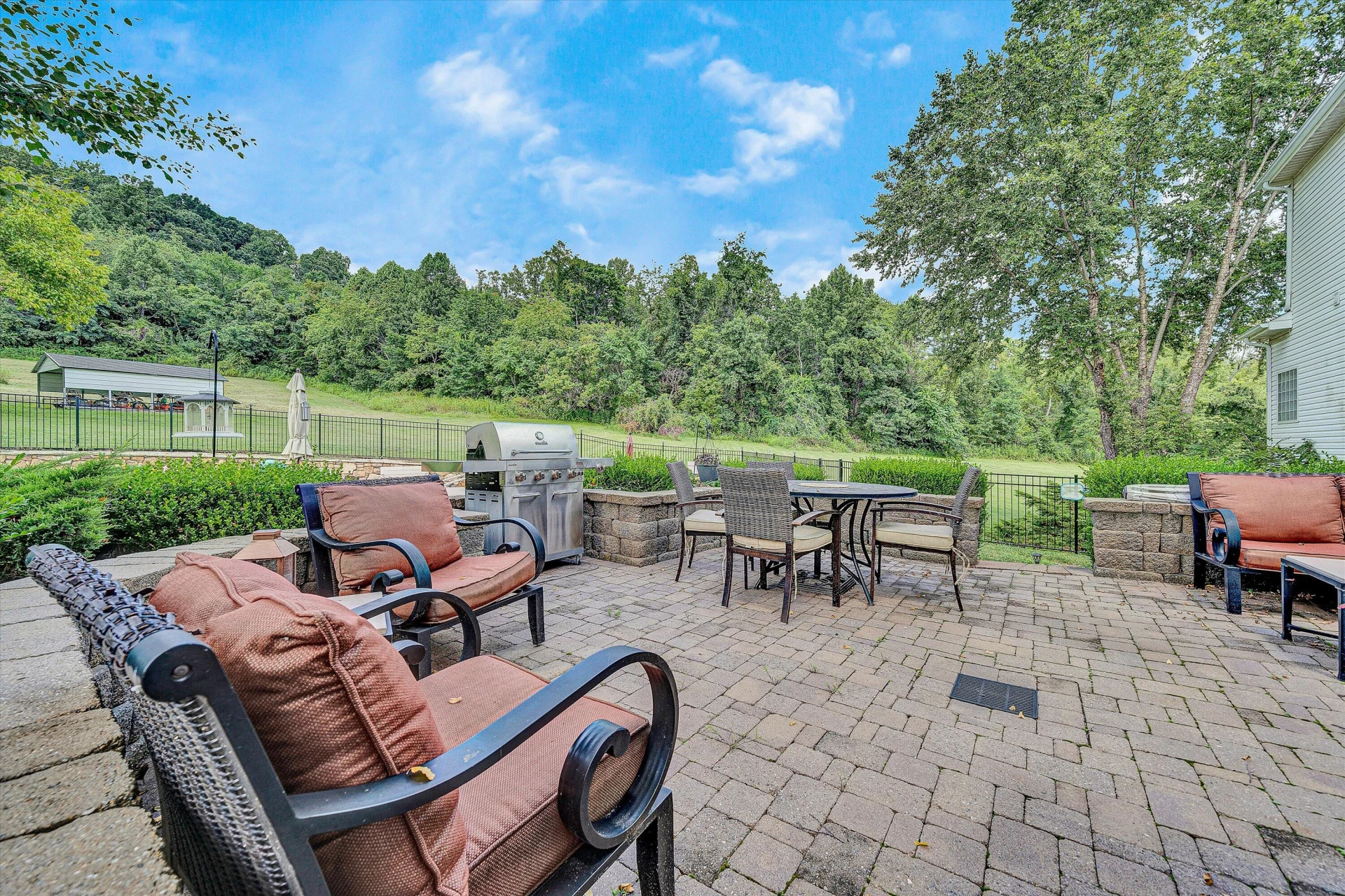 210 DAYTONA DR - Photo 44