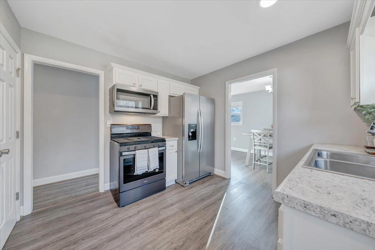 1638 Norris DR NW - Photo 12