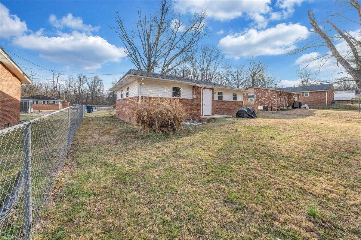 1638 Norris DR NW - Photo 26