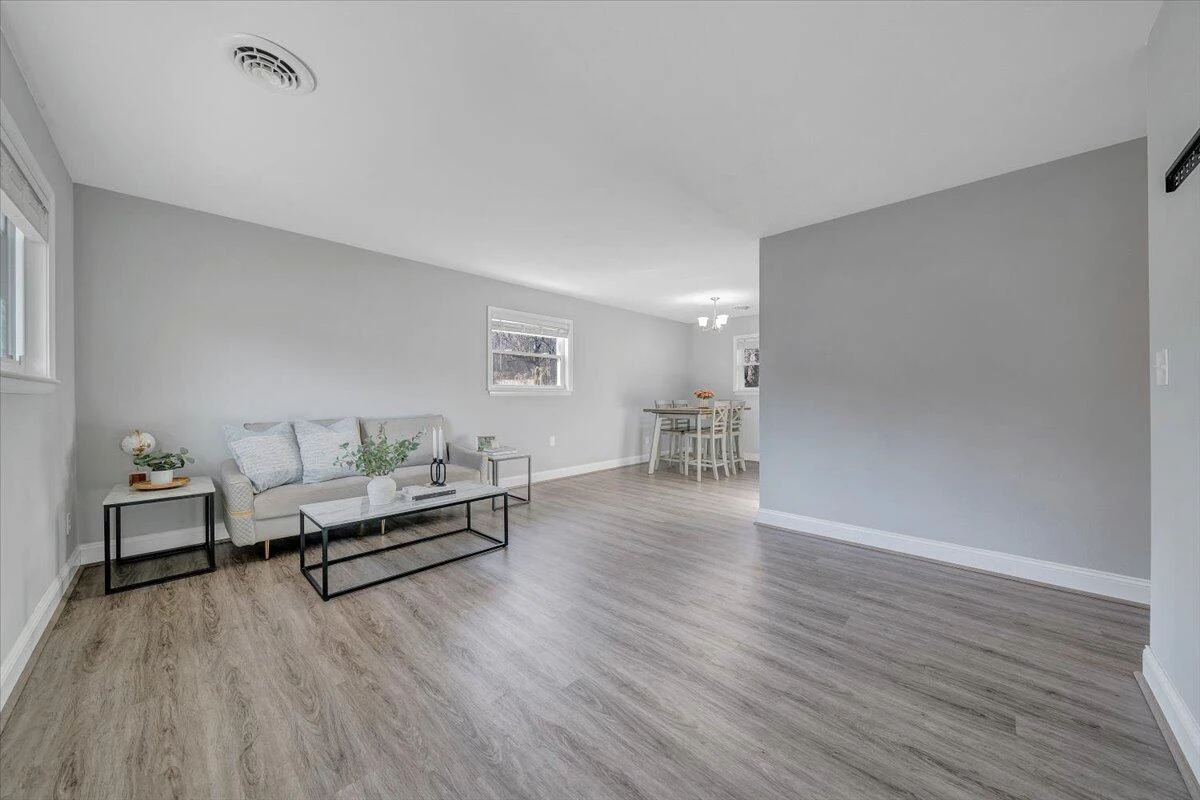 1638 Norris DR NW - Photo 5