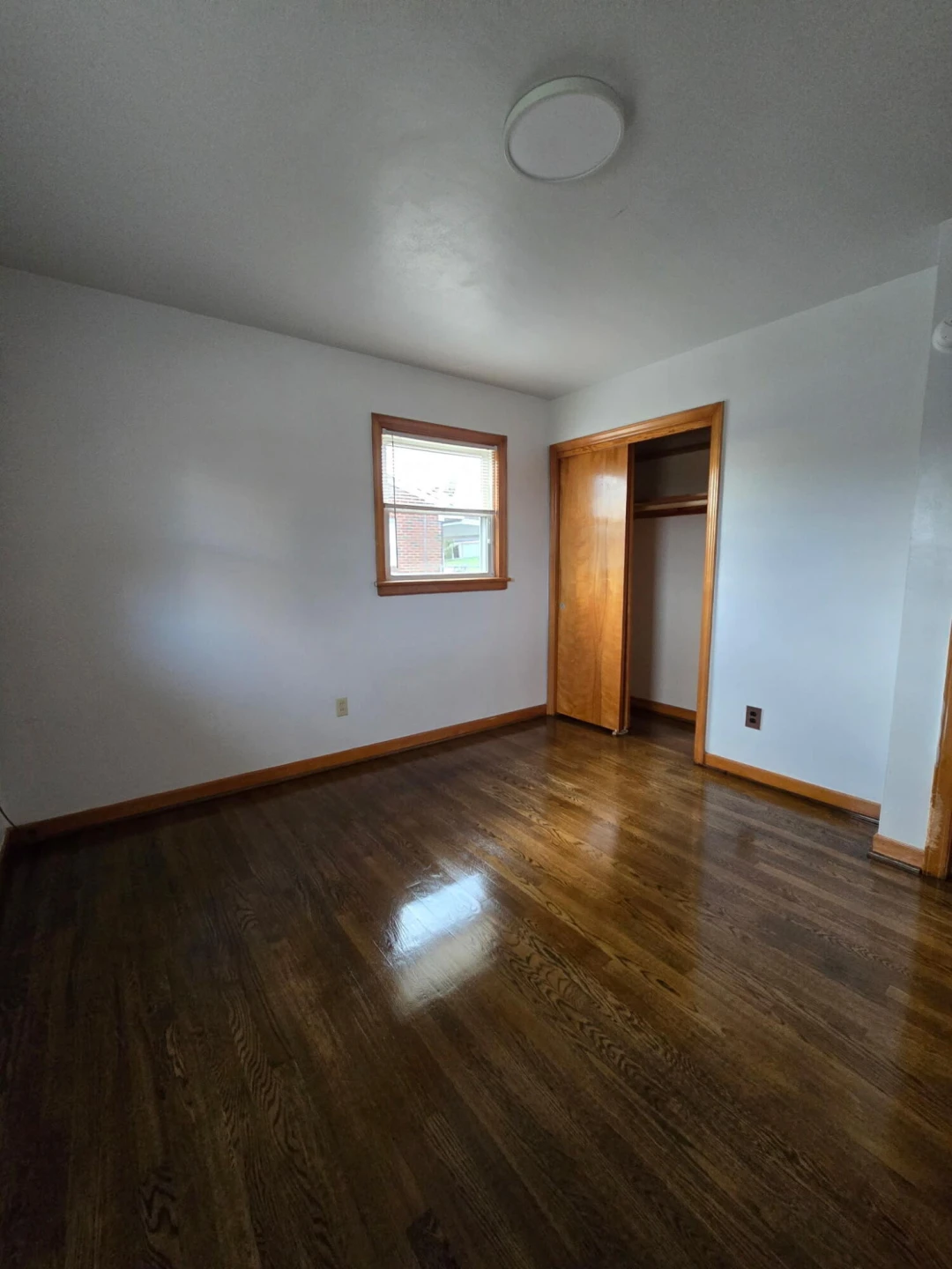 1407 Longview AVE - Photo 10