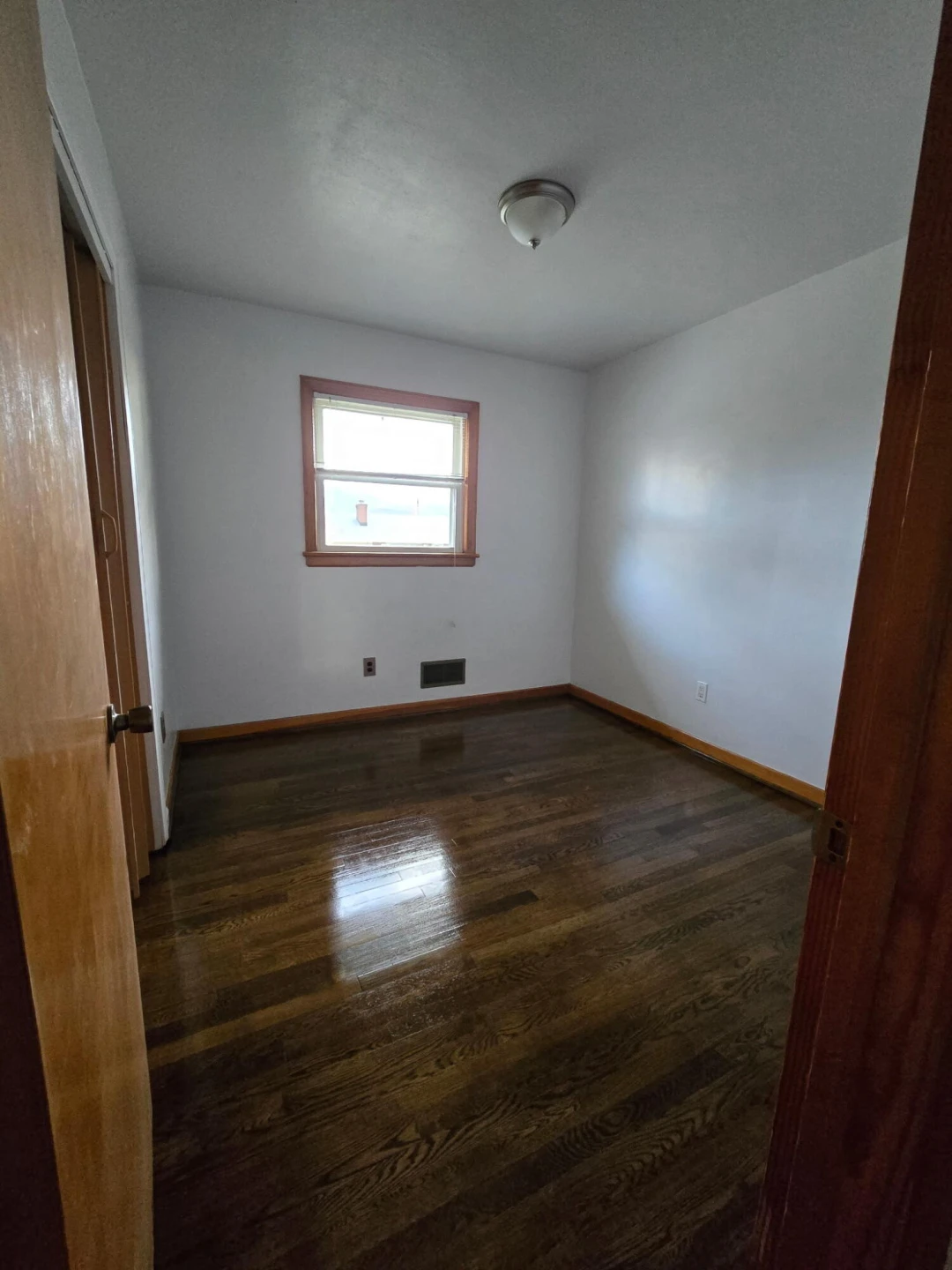 1407 Longview AVE - Photo 13