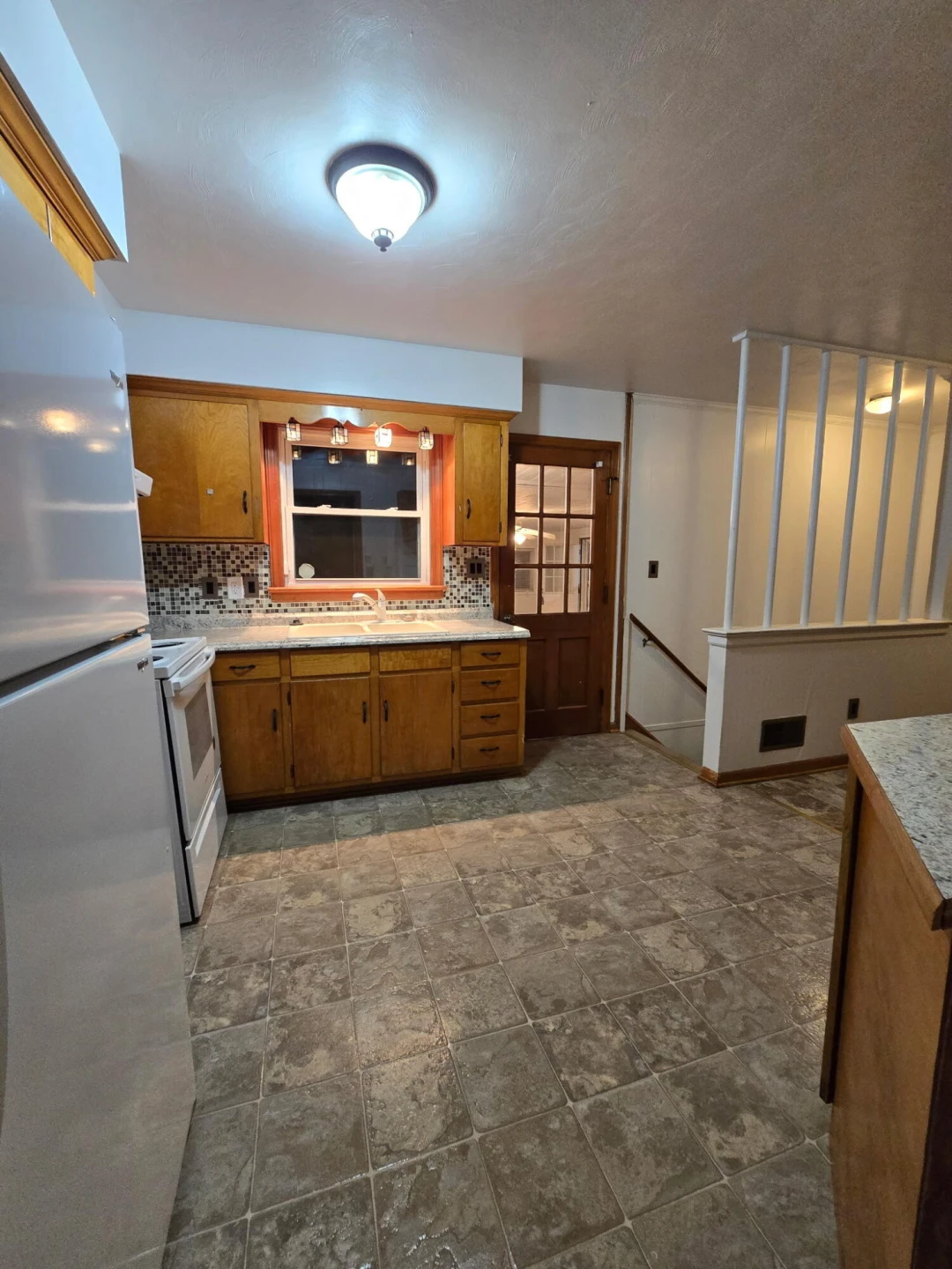 1407 Longview AVE - Photo 5