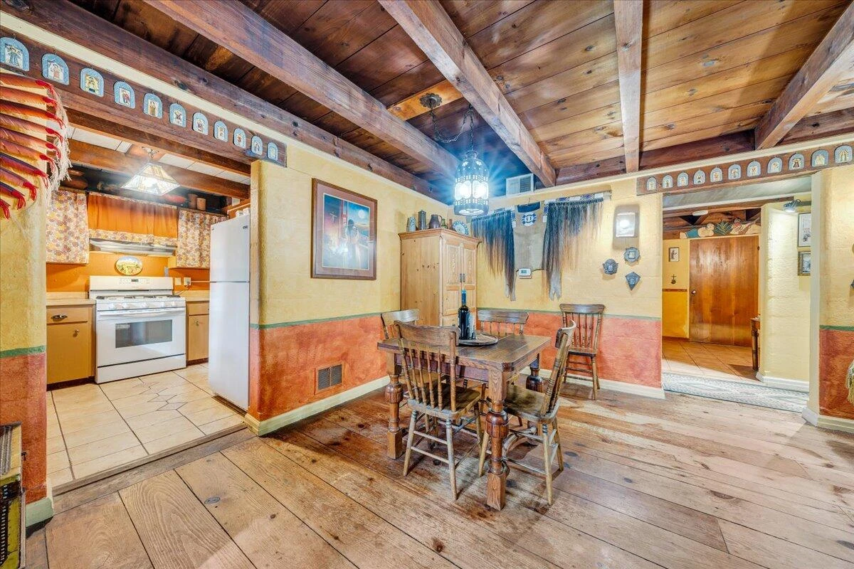 1114 Carolina AVE - Photo 10