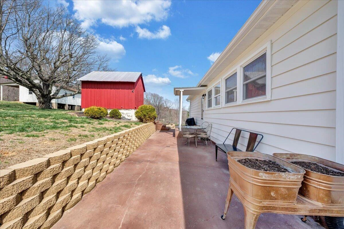 1006 Little Catawba Creek RD - Photo 44
