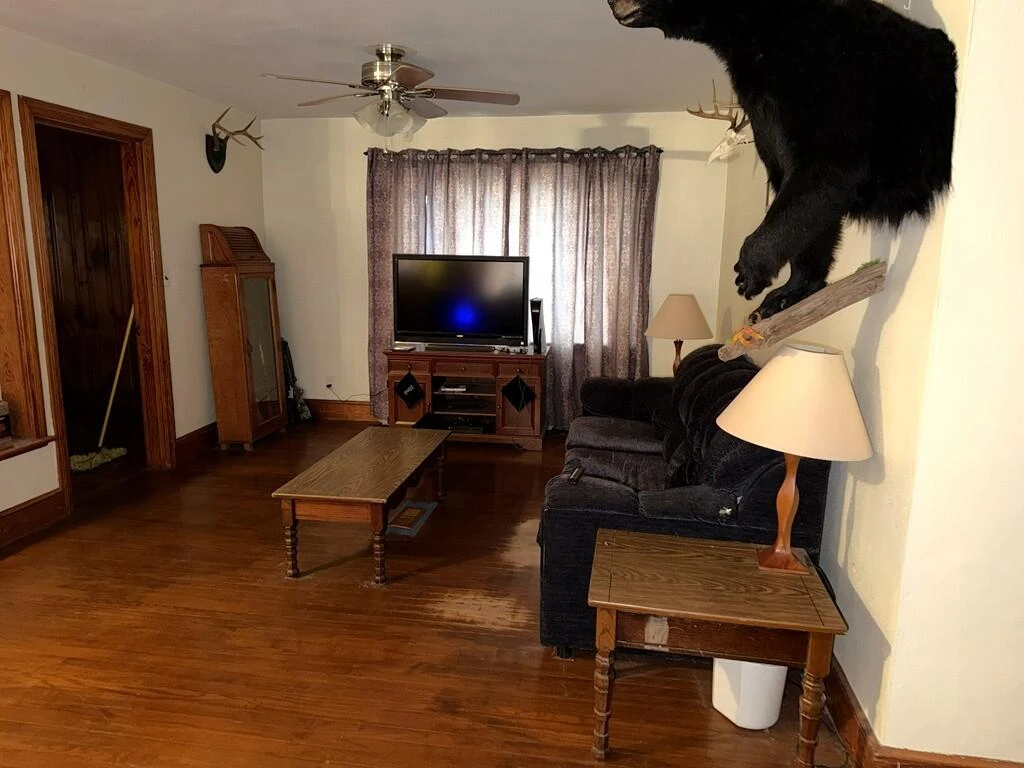 213 Merriman RD - Photo 3