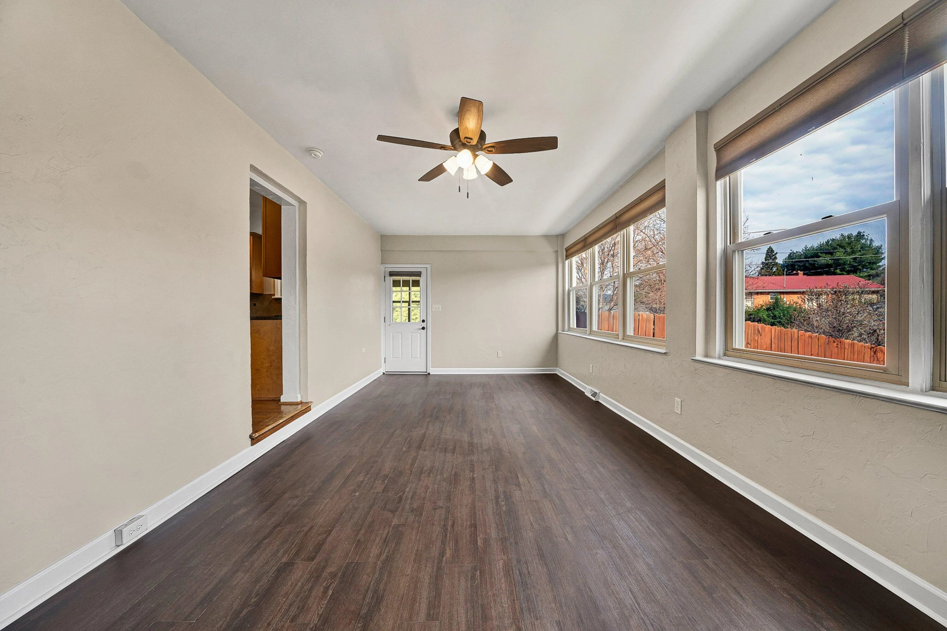 405 Diamond RD - Photo 11