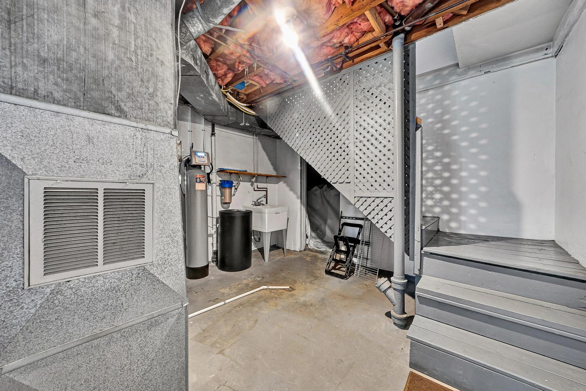 405 Diamond RD - Photo 22