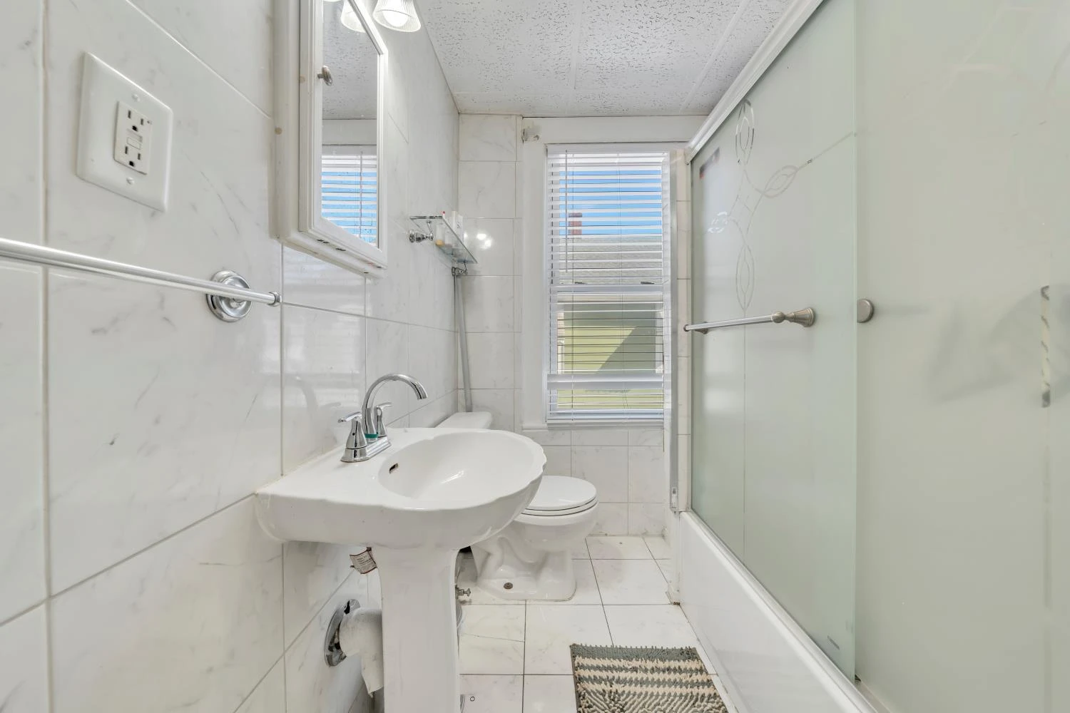 1856 Kenwood BLVD SE - Photo 15