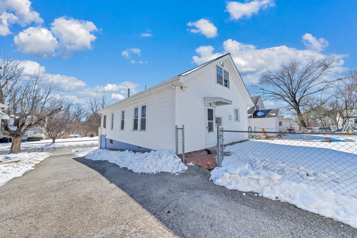 1856 Kenwood BLVD SE - Photo 31