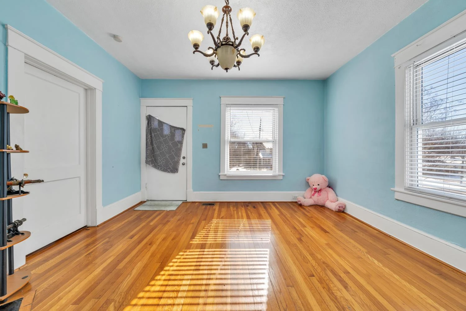 1856 Kenwood BLVD SE - Photo 5