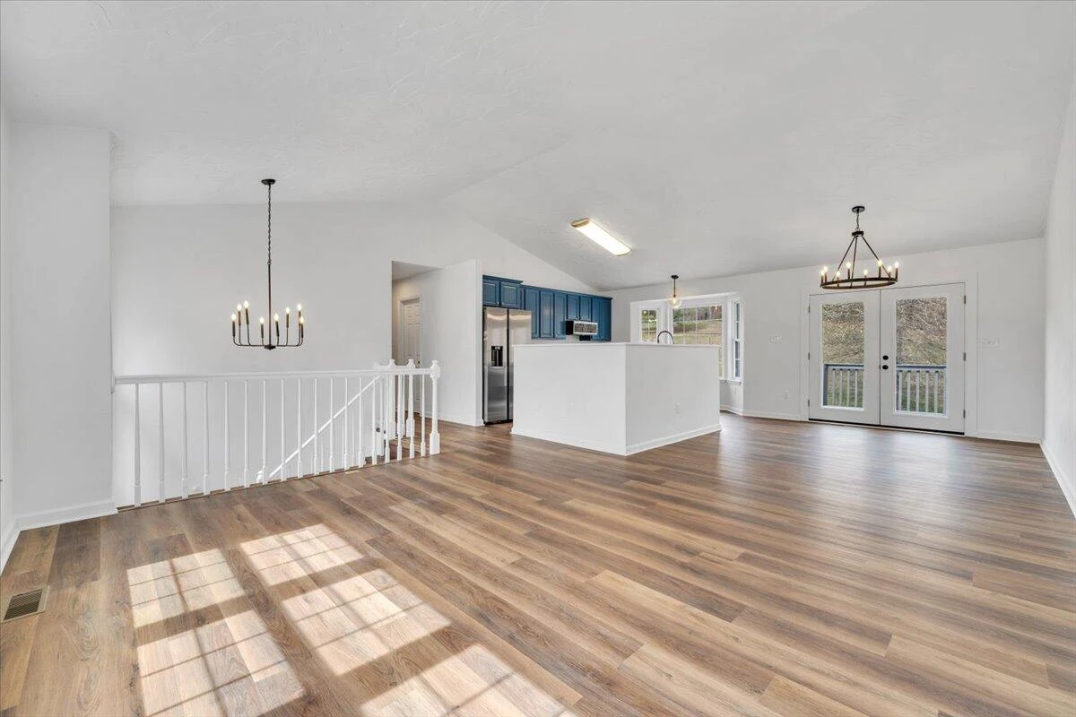 930 Brookfield LN - Photo 10
