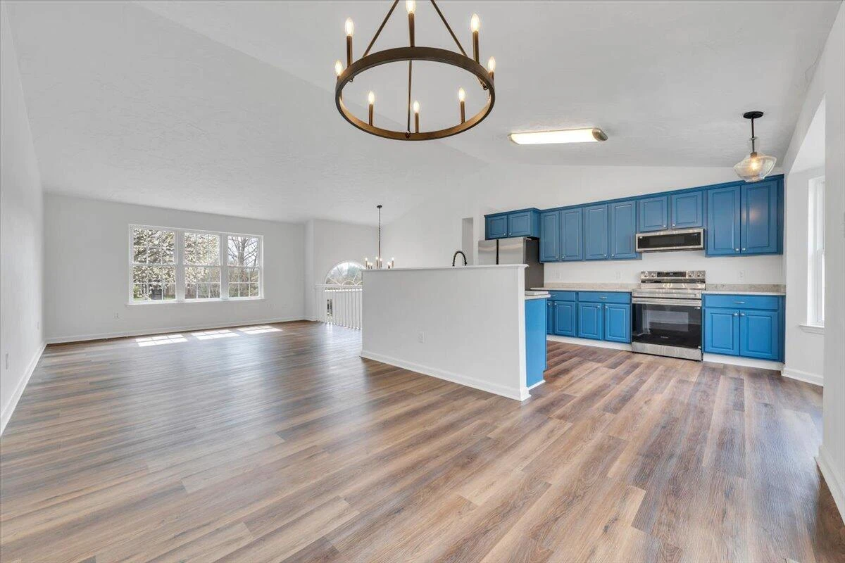 930 Brookfield LN - Photo 15