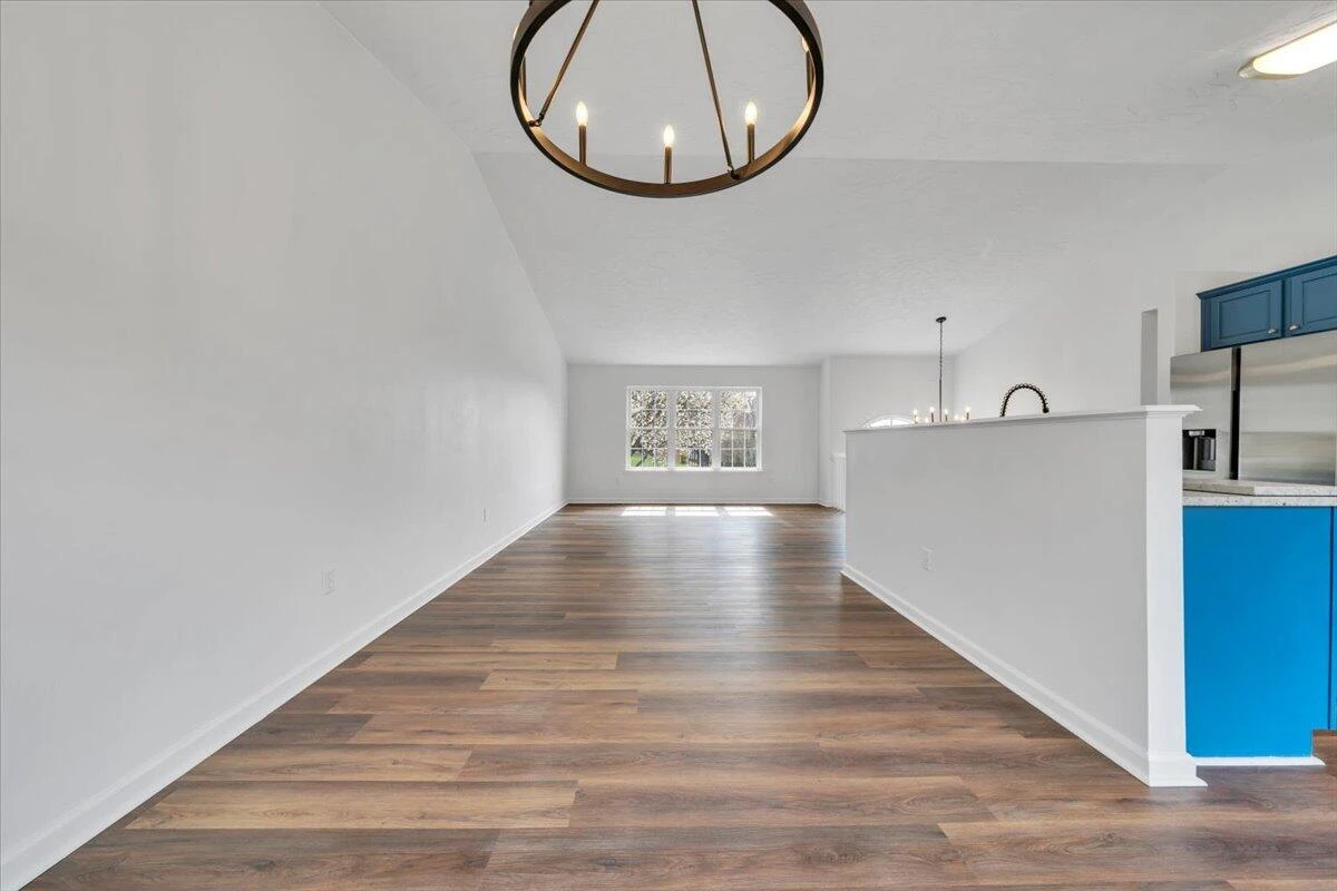 930 Brookfield LN - Photo 16