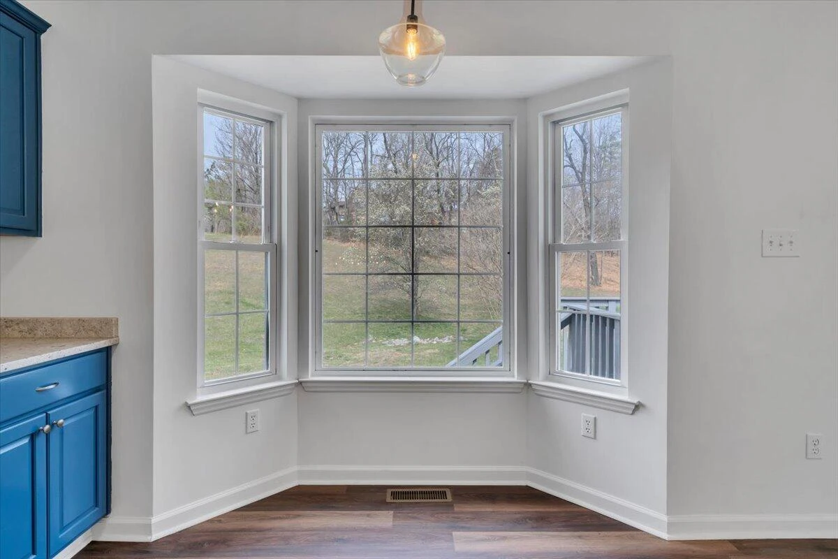 930 Brookfield LN - Photo 22