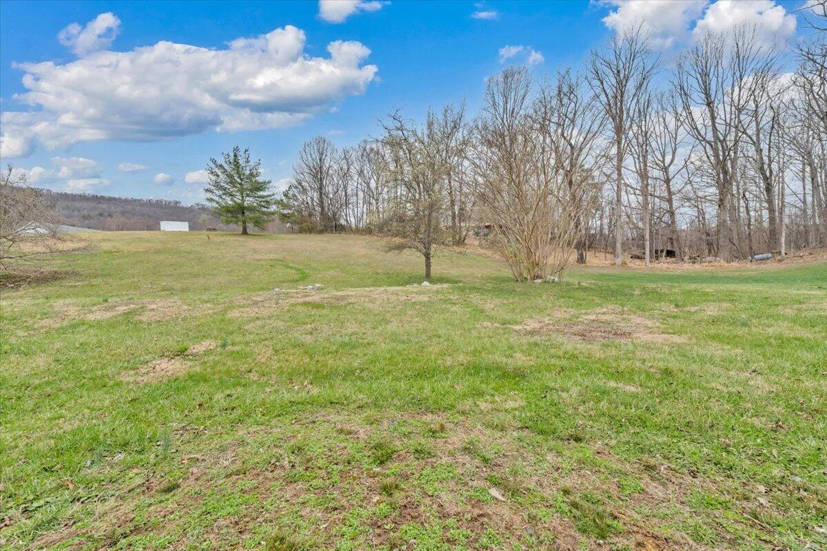 930 Brookfield LN - Photo 55