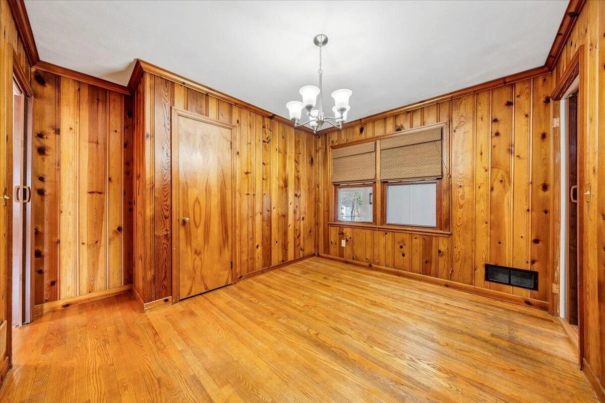 3231 Fleetwood AVE - Photo 10