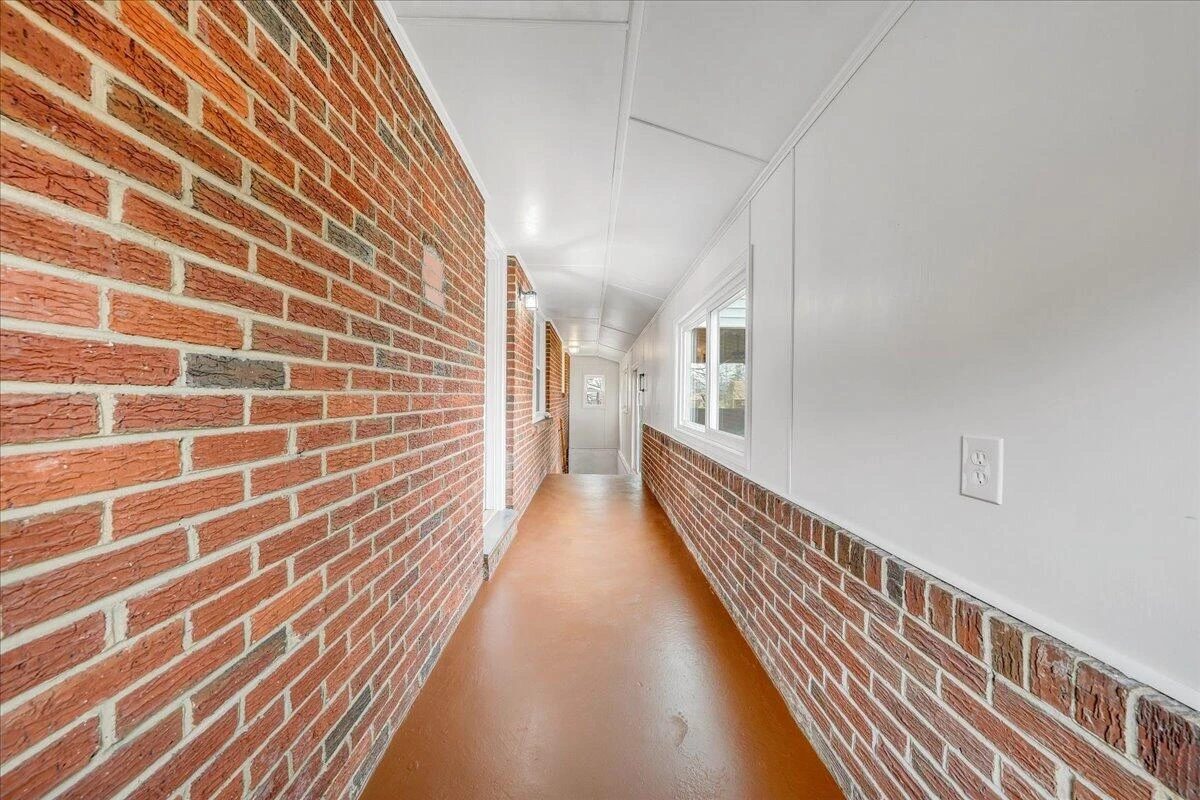 3231 Fleetwood AVE - Photo 19