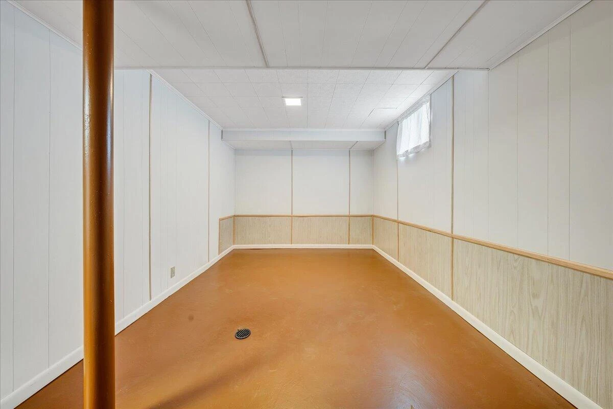 3231 Fleetwood AVE - Photo 20