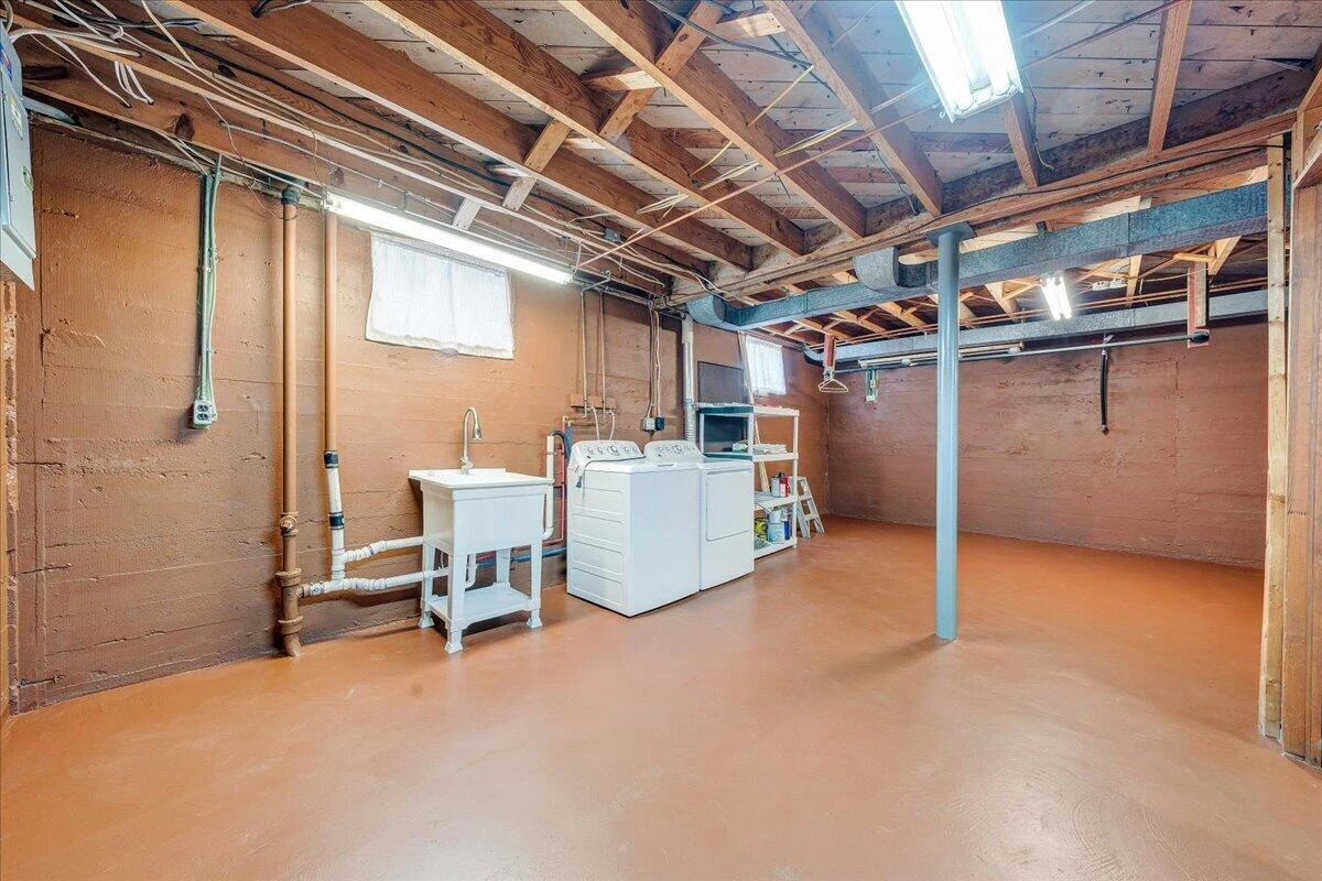 3231 Fleetwood AVE - Photo 23