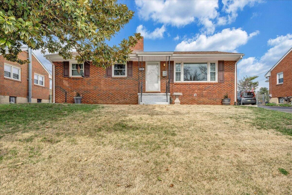 3231 Fleetwood AVE - Photo 37