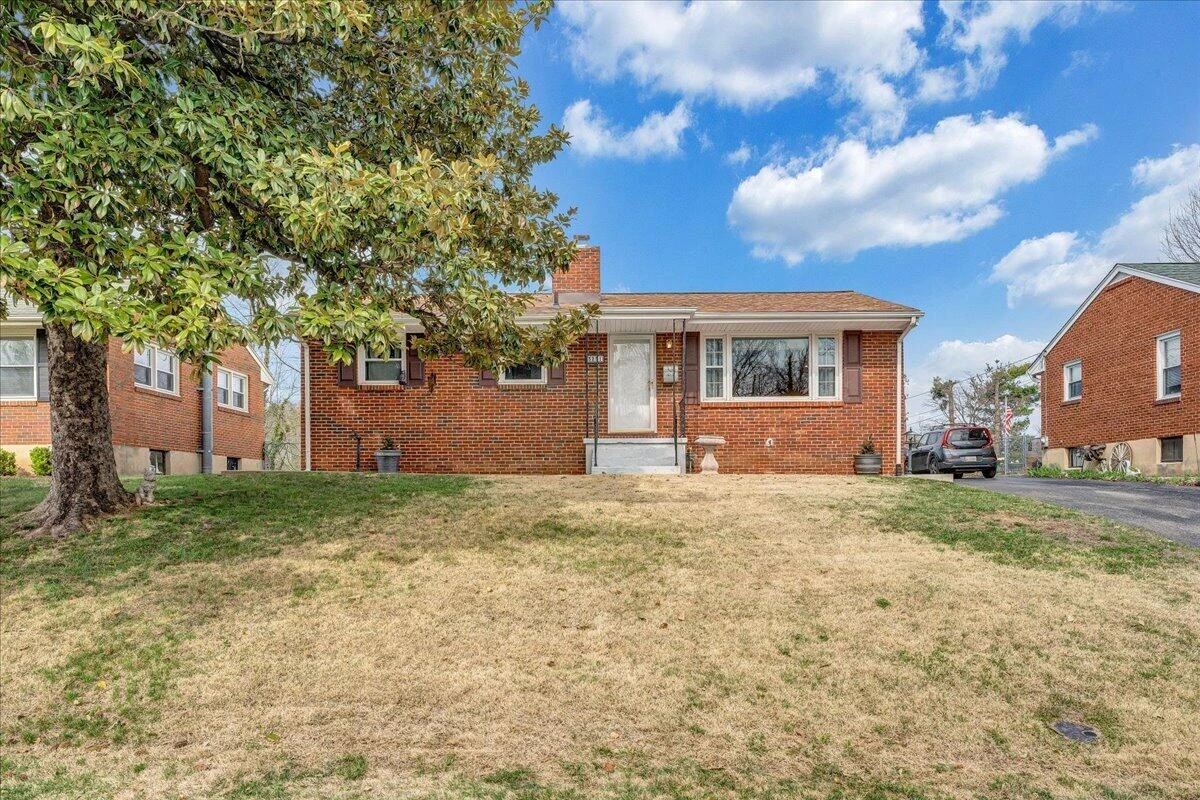 3231 Fleetwood AVE - Photo 39