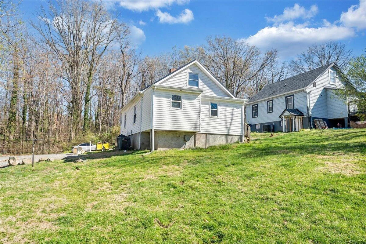 105 Mamie AVE - Photo 23