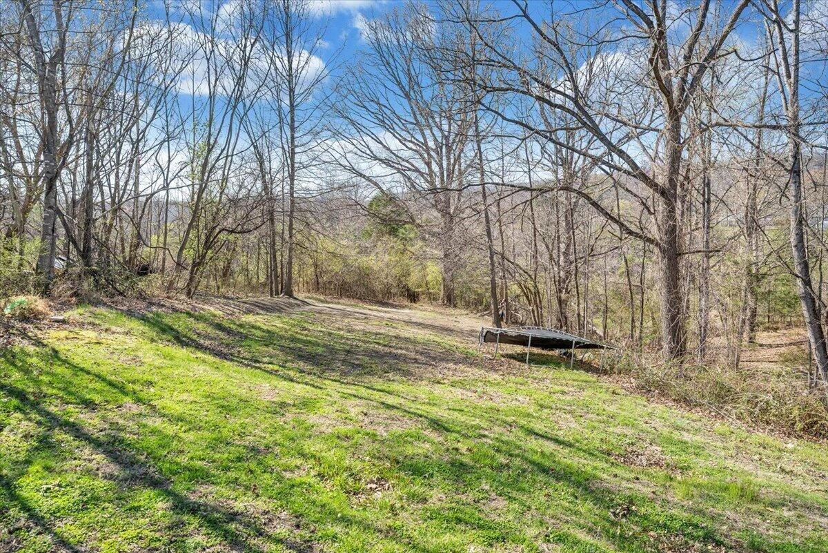 105 Mamie AVE - Photo 28