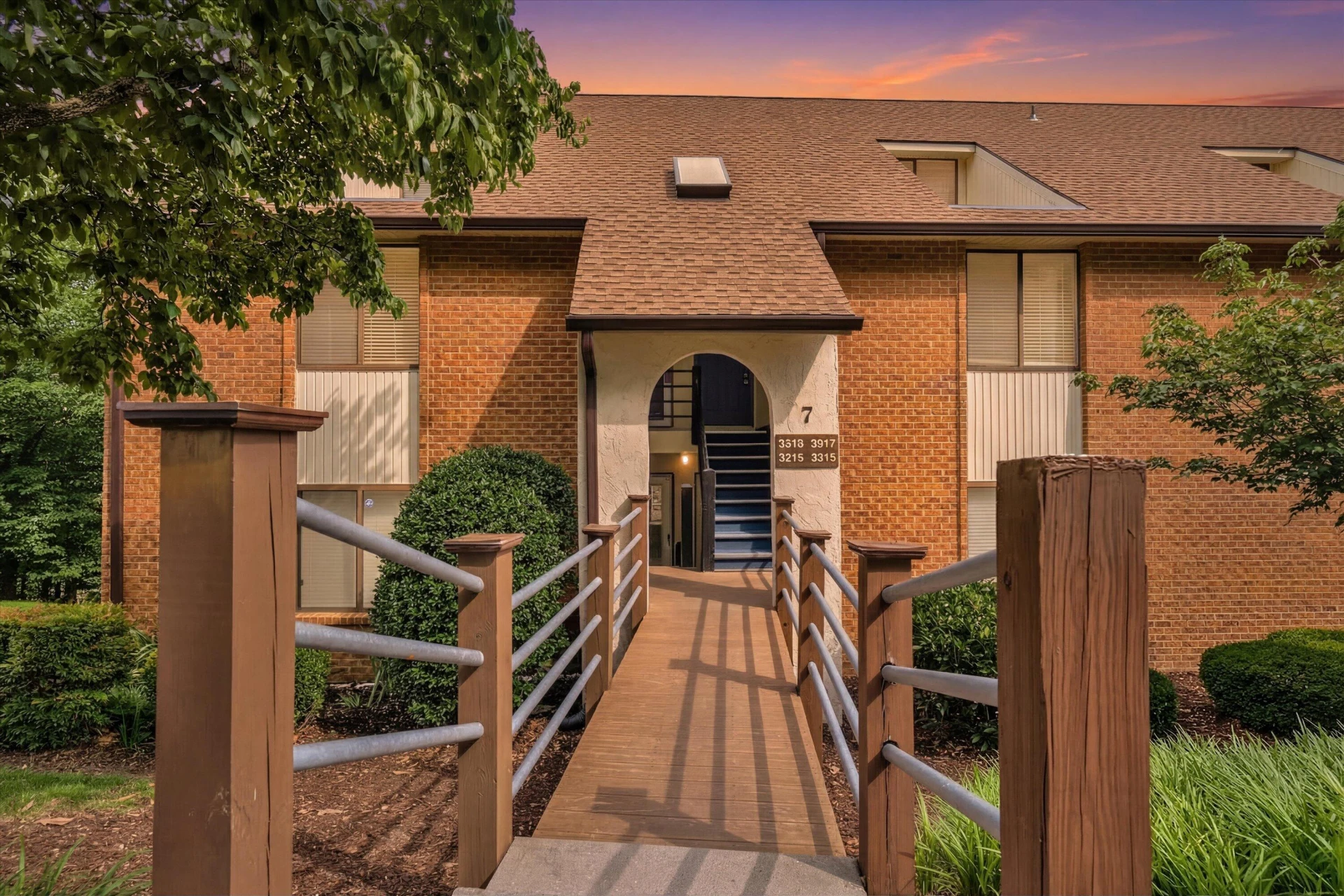 3315 Forest Ridge RD - Photo 2