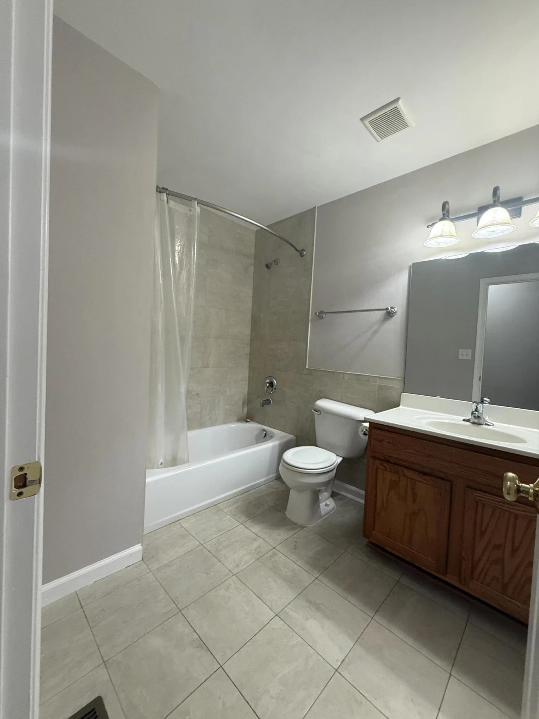 2421 Deerfield CT SE - Photo 10