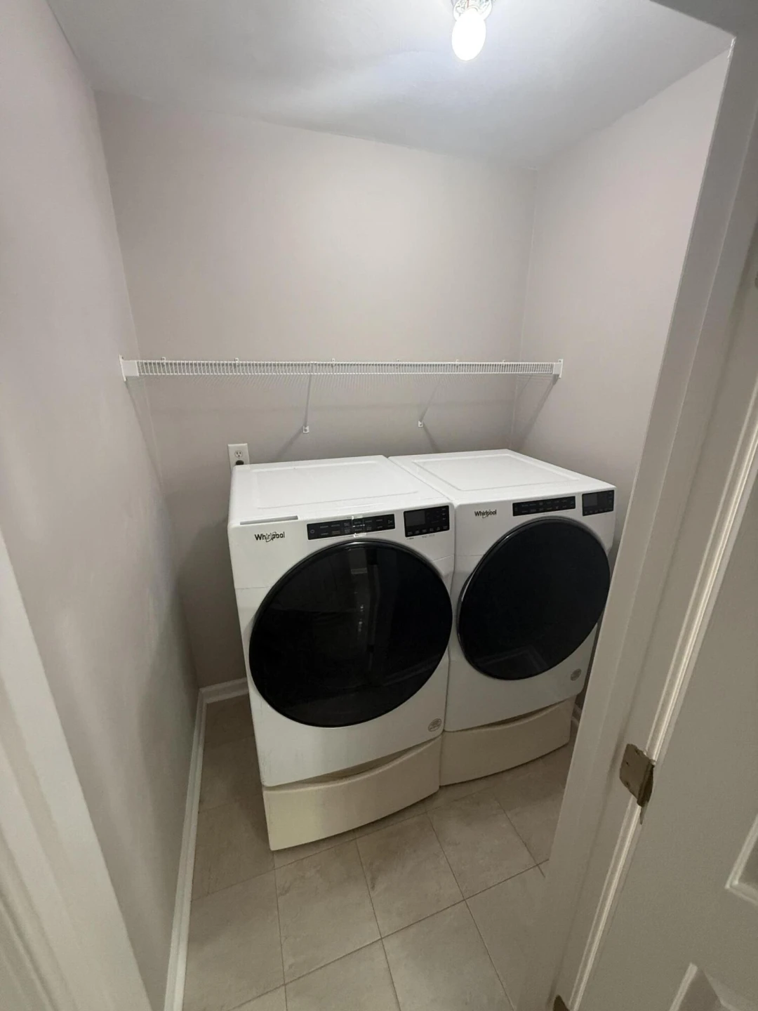 2421 Deerfield CT SE - Photo 16