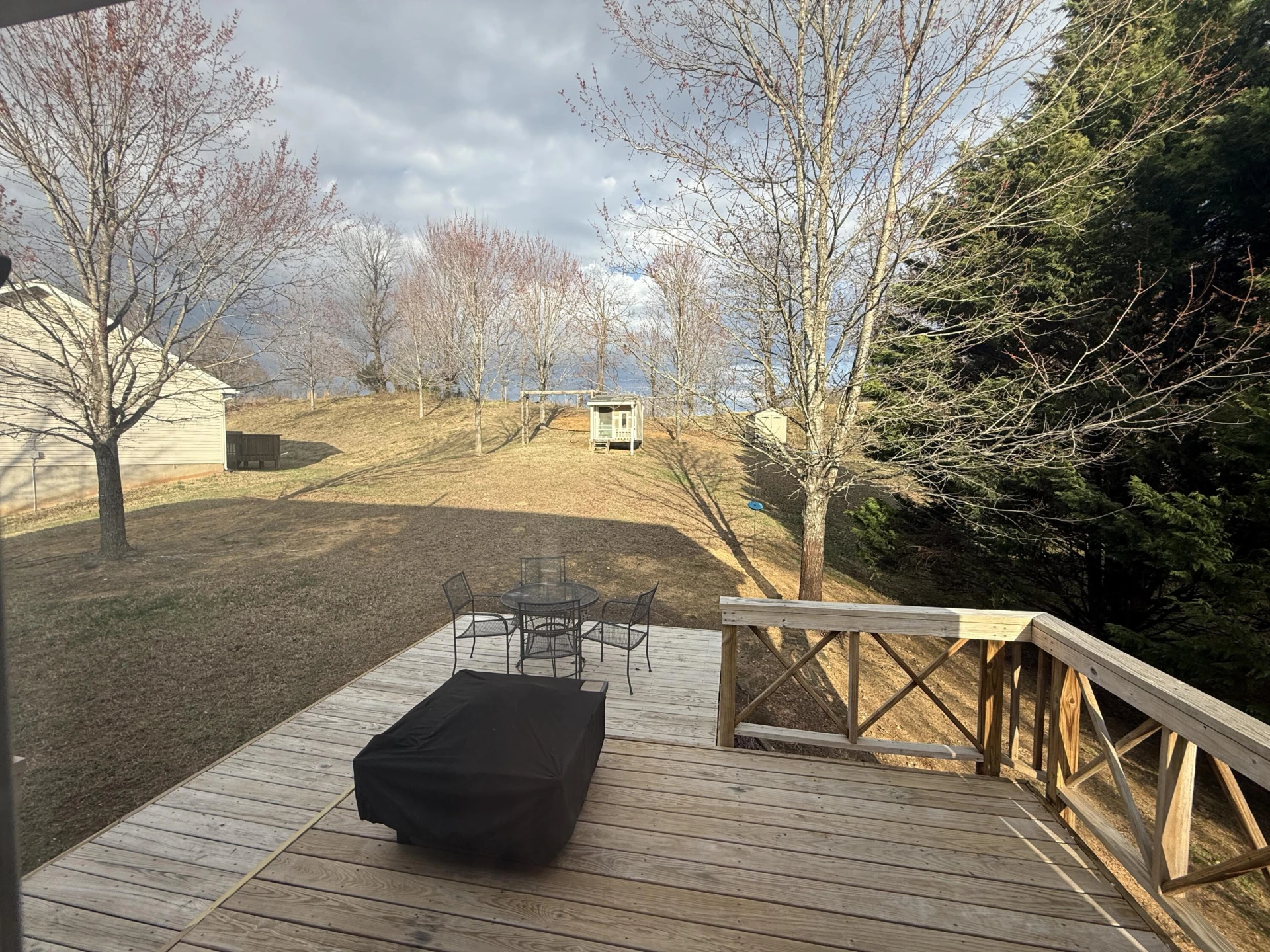 2421 Deerfield CT SE - Photo 26