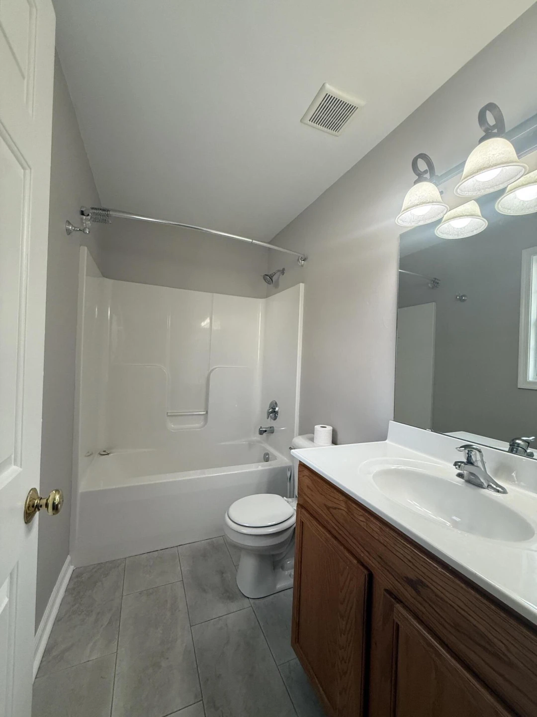 2421 Deerfield CT SE - Photo 8