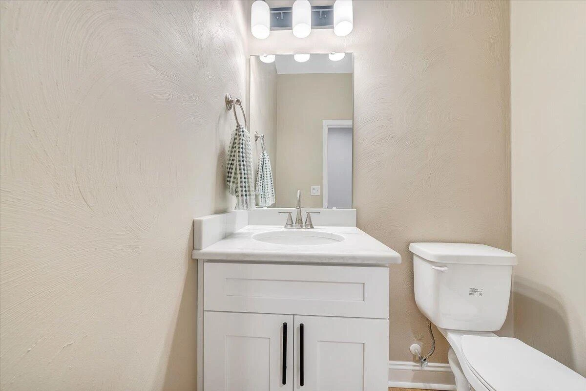 70 Jackson DR - Photo 21