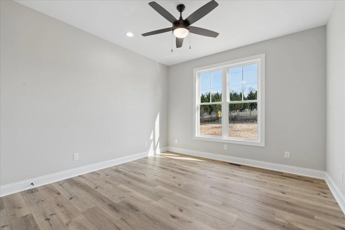 2565 Five Forks RD - Photo 35